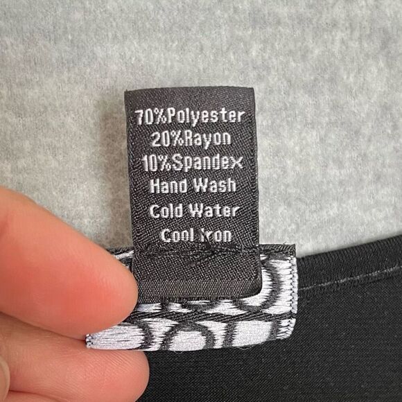 Clara Sun Woo Cut Out Sleeve Tunic Womens Medium Jersey Liquid Knit Side Slits - Picture 6 of 9